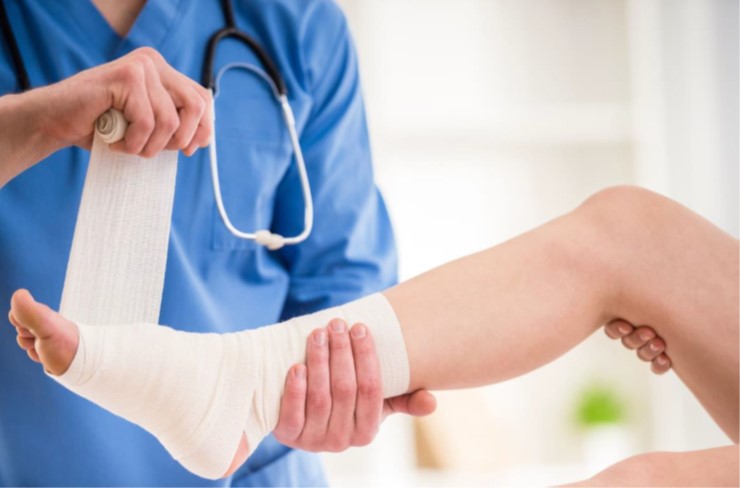 Wound & Bed Sore Dressing at Home in Mayur Vihar, Delhi