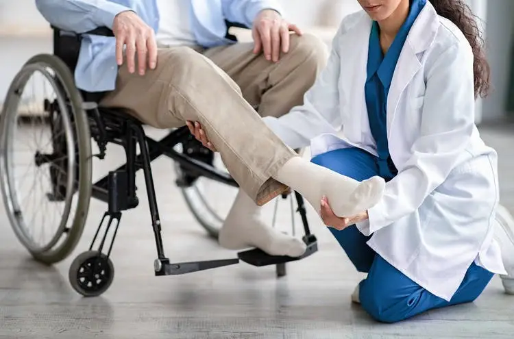 Paralysis Patient Care at Home in Mayur Vihar, Delhi